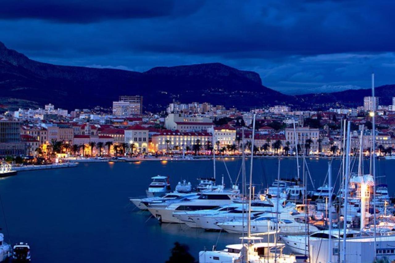 Royal Heritage Apartment In Split Center Eksteriør bilde